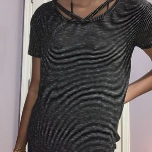 girls black and white striped top